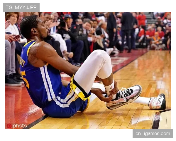 欧塞尔主场为一名罹患重病的年轻球迷举行特别祝福仪式